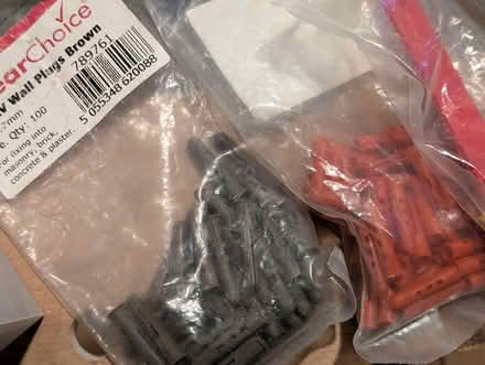 Photo of free Screws and Rawlplugs (Oxford OX4) #2