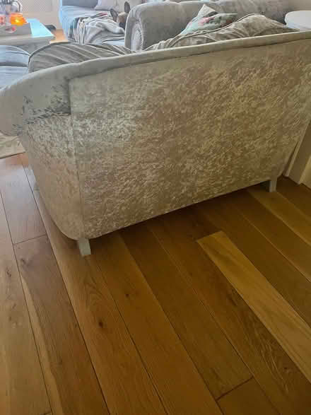 Photo of free Crushed velvet love seat (Wd3 3pd) #1