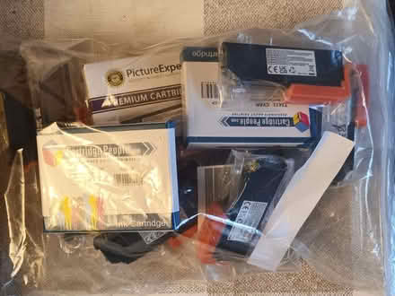 Photo of free Unused inkjet ink cartridges (Walnut Tree MK7) #1