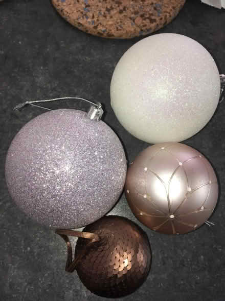 Photo of free Xmas decoration (Greenwich MV, SE10) #1