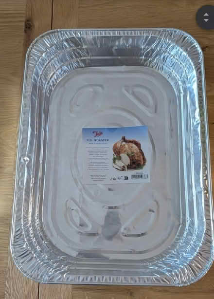 Photo of free Large heavy duty foil roasting tray (Bengeo SG14) #1