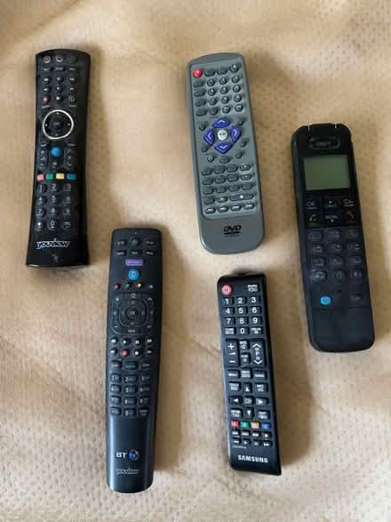 Photo of free Remote controls (KT7) #1