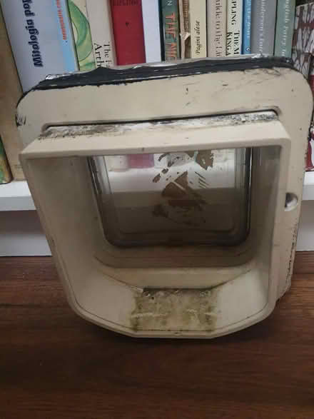 Photo of free Sure Flap electronic chip cat door (S2, Heeley) #4