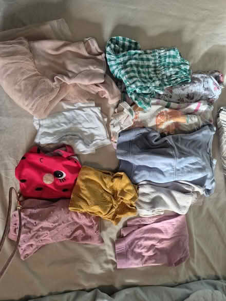 Photo of free 2 - 3 y old clothes bunle (Cheadle heath SK3) #1