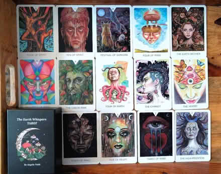 Photo of vintage tarot and oracle decks (Malden) #1