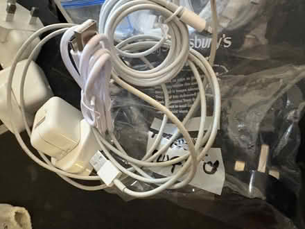 Photo of free Bundle cables/plugs (GL5) #4