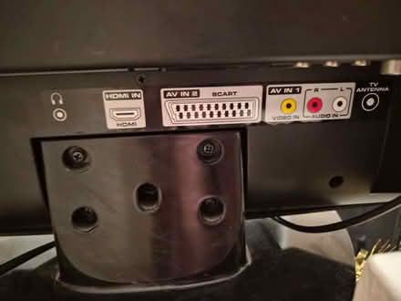 Photo of free Tv dvd combi (Walnut Tree MK7) #1