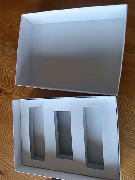 Photo of free Two small empty gift boxes, both sturdy (Westbury Fields BS9) #4