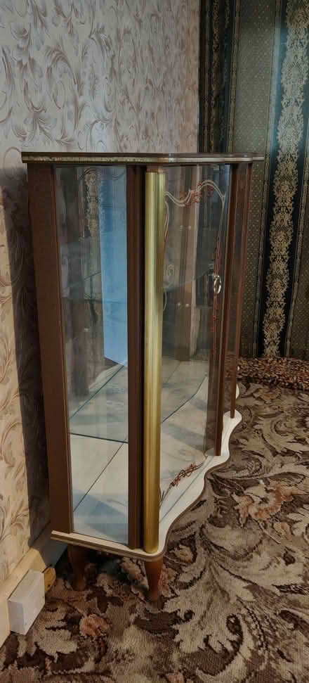 Photo of free 1950’s cocktail/display cabinet (Kirkby Stephen CA17) #4