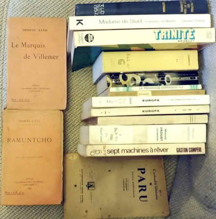 Photo of free 15 French Literature (Glasgow G43) #1