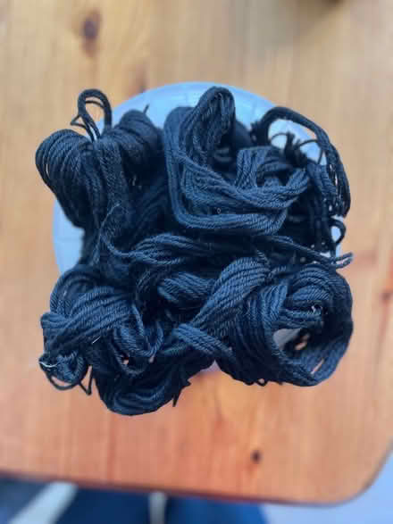 Photo of free tapestry wool black (Hoddesdon EN11) #2