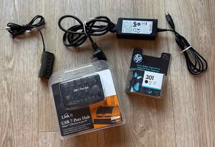 Photo of free USB ports and other cables (Sevenoaks, near Station) #1