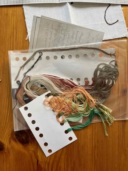 Photo of free embroidery kit of anne hathaways cottage (Hoddesdon EN11) #2