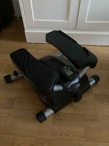 Photo of free Reebok stepper machine (AL1 near Morrisons) #1