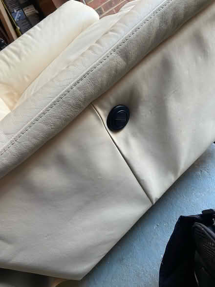 Photo of free Leather cream electric recliner (Stoke Hammond MK17) #3