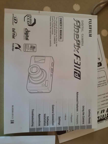 Photo of free Finepix camera about 20 years old, with 2GB memory card. (Grove OX12) #2