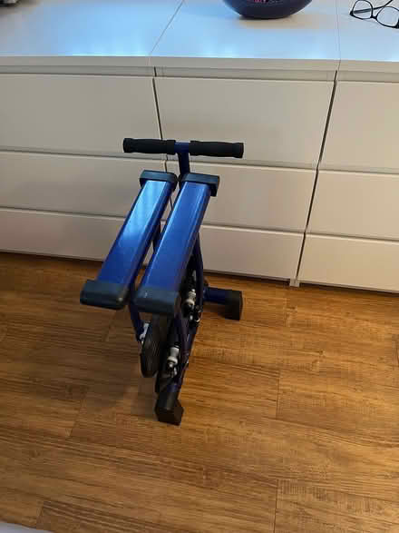 Photo of free Exercise machine (Kingswinford) #2