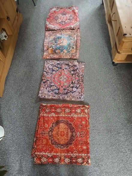 Photo of free Cushion covers (HG3) #1