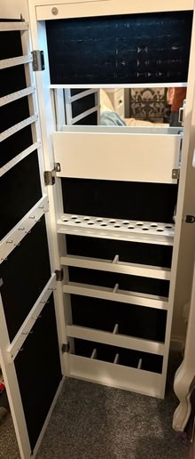 Photo of free Wall mounted jewellery case. (Seal TN15) #1