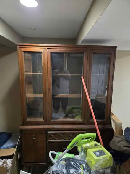 Photo of free China cabinet (Landover Hills) #1