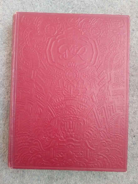 Photo of free Coronation book (Warwick CV34) #1