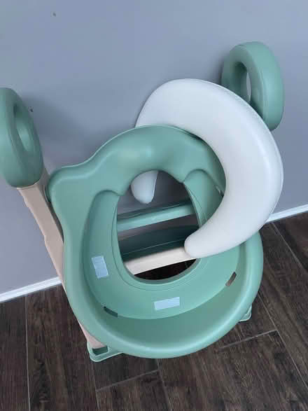 Photo of free Toilet seat reducer with steps (CO13) #3