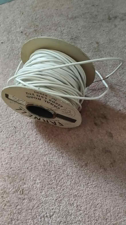 Photo of free Miscellaneous electronics and wire (Stockport SK4) #3