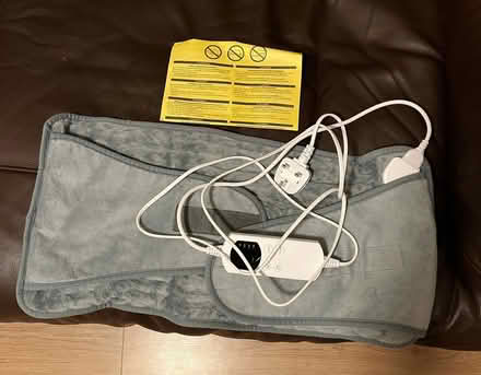 Photo of free Electric heat pad - multi temperature and timer (Fleetville AL4) #1