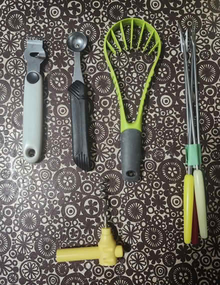 Photo of free Assorted utensils (Wellington Village) #1