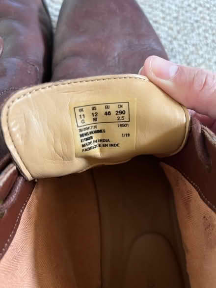 Photo of free Men’s Clarks Boots size 11 (Devizes SN10) #4