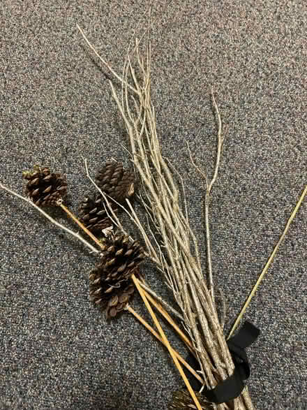 Photo of free Home decorations - gold sparkle (Weston) #1