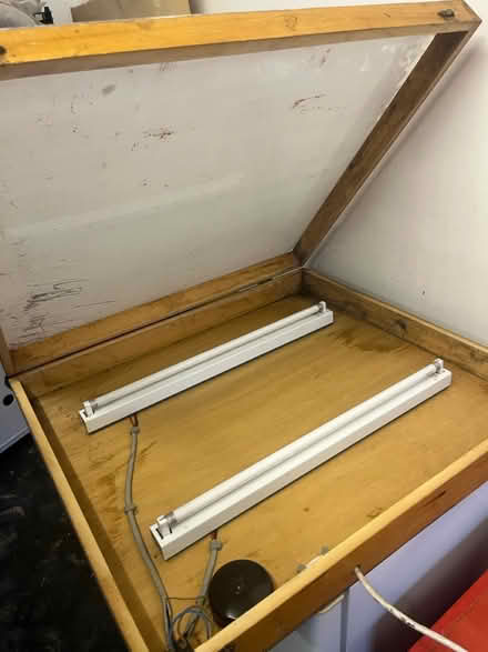 Photo of free Home Made Light Box (Heeley S8) #2
