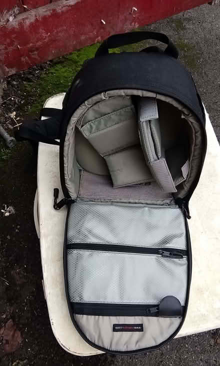 Photo of free Camera small backpack (Woodley RG5) #1