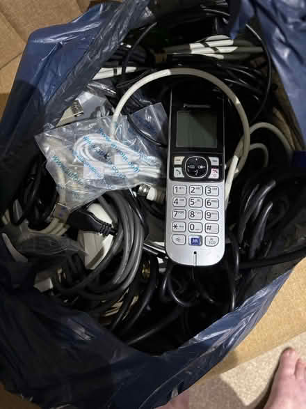 Photo of free Leads & phones (hastings TN34) #1