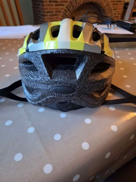 Photo of free Children's cycle helmet (Fleetville AL1) #2
