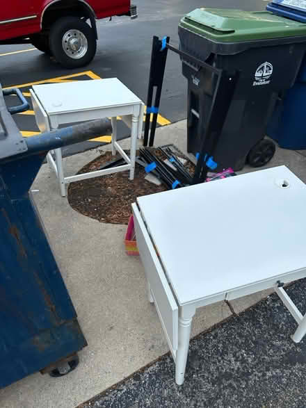 Photo of free Desks for kids (Southeast Evanston) #2