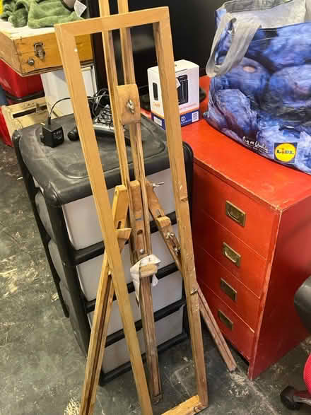Photo of free Artists Easel - S8 (Little London Road S8) #1