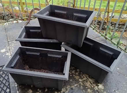 Photo of free 4 Plastic planters. (Storth LA7) #1