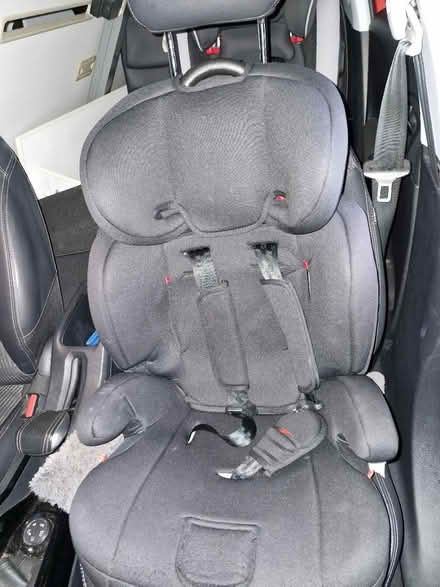 Photo of free Child's car seat (Ruislip HA4) #1