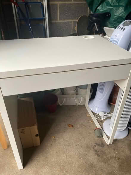 Photo of free Small desk (SW16) #2