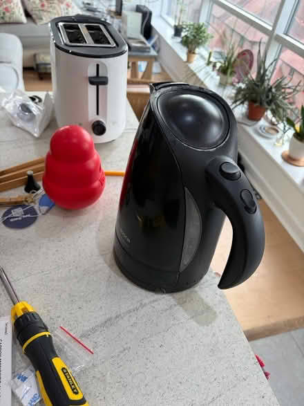 Photo of free Black Bosch kettle (Central Tonbridge TN9) #2