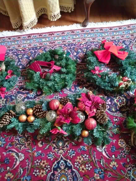 Photo of free Christmas decorations (take all) (Hill East DC) #2