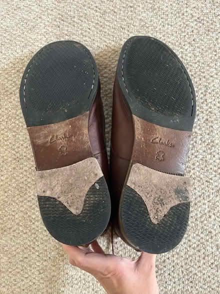 Photo of free Men’s Clarks Boots size 11 (Devizes SN10) #3