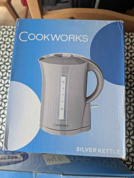 Photo of free Kettle 1.7L (AL10) #1