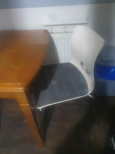 Photo of free Pine extendable table (Appleby-in-Westmorland CA16) #4