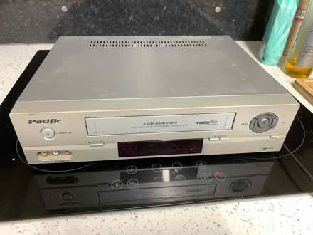 Photo of free VHS Player (Groby LE6) #1