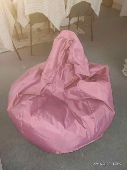 Photo of free Pink bean bag (E15) #1