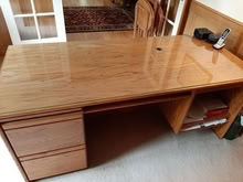 Photo of free desk (in Sammamish near Beaver Lake) #1