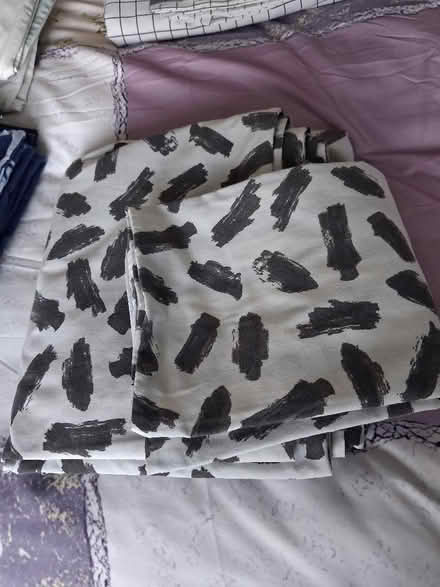 Photo of free King-size duvets covers & pillowcases (Oxford ST6) #2