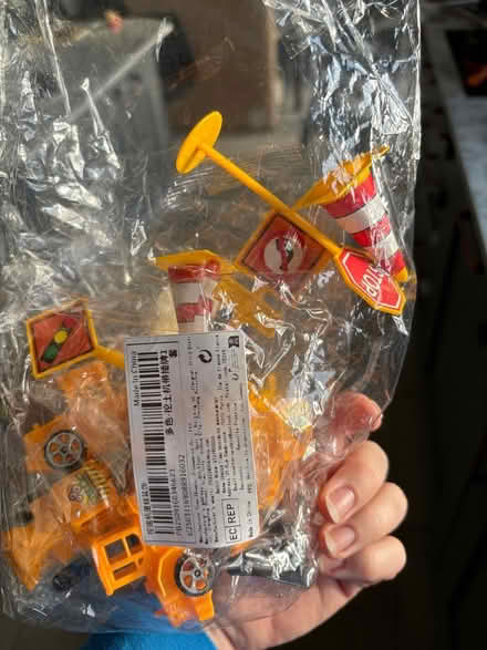 Photo of free Cake toppers and used ‘2’ candle (Renmore) #2